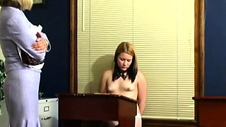Omege amateur girl masturbating her sweet ass