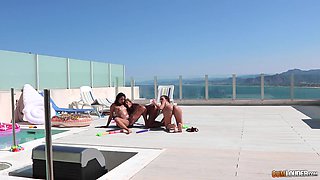 Nice ass lesbian Jade in bikini fingered at the pool