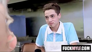 WTF COUGAR Client Blows Chef and Porked in Kitchen Nina Elle, Juan Loco
