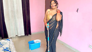 Ragini, Maid Wear Her Malkin Hot Dress and Impress Her Malik, Hot Romantic Hindi Viral Video