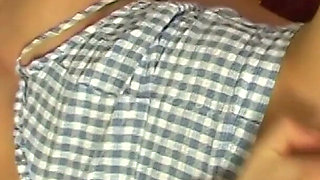 I hunt my cunt - teen girl Gwen Cortez masturbates her pussy