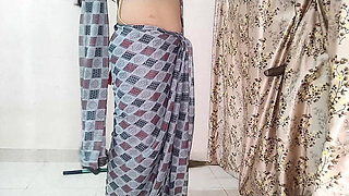 sautelee ne galatee se parade ke peechhe chhipe bhaee ka land choosa aur chud gayee hot phul hindee odiyo