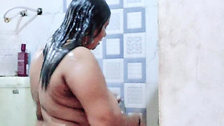 My Sister Was Taking Bath in the Bathroom, I Saw Her and Seeing Her Naked I Ejaculated.
