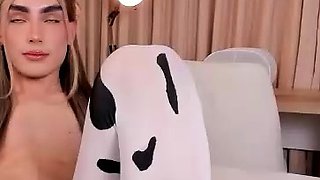 Close up Of Teen Masturbating