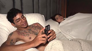 Amateur Latina gives stepbro sloppy head then gets fucked in doggy pose