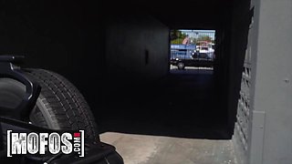 Petite Inked Spinner Roxy Ryder Gets Fucked Outdoors