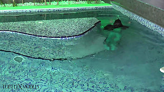 Surprise in the Hotel Pool
