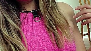 Amateur Webcam Cute Teen Plays Solo with Big Dildo