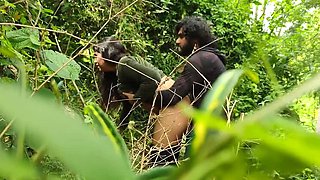Malayali Couple Wild Outdoor Sex in Forest - Desi Village MMS 4K