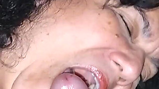 Hotwife Pleasing Her Cuck with a Blowjob