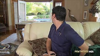 Stunning cougar Phoenix Marie horny xxx scene