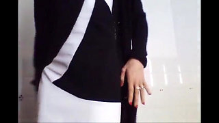 Your Sexy Girl-pee Makes It Everywhere! Even in the Car