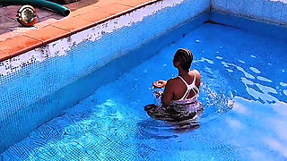 Hot Fuck in the Pool