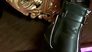 Sheela Sinner Stiefel Schmutz Und Sklavenzunge Part 1