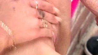 Blonde blowjob adoring skank facialized after hardcore fun