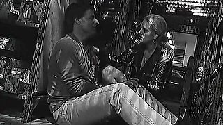 Usura (1997) - Erika Lindauer