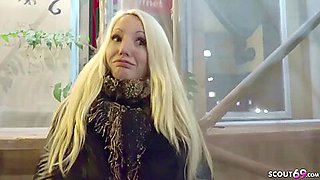 Teenie Chat Into Buttfuck By Humungous Trunk Agent At Street Audition