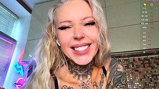 Big boobs webcam slut toys her asshole