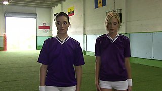 Dirty girls Nikki & Chloe get kinky at the gym