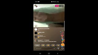 LightSkin Teen Twerks and Squirts on IG Live - Big Ass Action