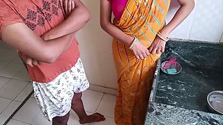 Kamwali Bai ki Naughty married Ladki ko chuda kitchen me desi hindi audio sex