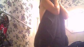 Jen Before and after shower