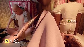 Sexy Teen 18+ Wants To Give Your Massage A Happy Ending