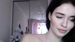 Cute amateur webcam teen girl toying pussy on webcam