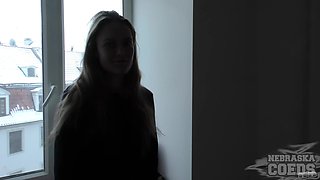 Sarah's First Solo Dildo Session