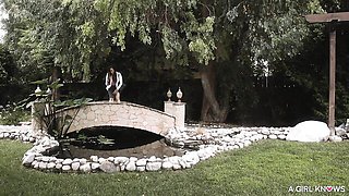 Aesthetic pussy-licking with hot dolls Bella Blu and Violet Starr