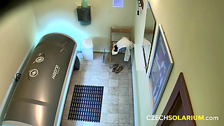 Czech Solarium 325: Pregnant Woman Enjoys an Intimate Moment on Camera