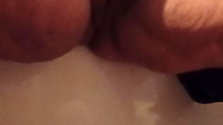 Masturbating and Squirting