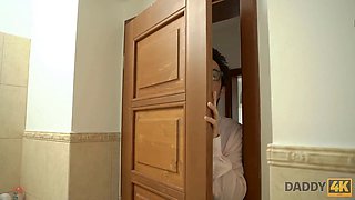 Daddy4k. mature daddy commences morning by seducing son's blond girlfriend