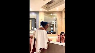 Masturbating amateur cums after solo fun