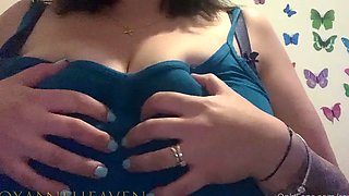 Big boobs milf masturbates with her dildo