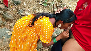 Desi Bhabhi Beautiful Boobs