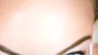 Natural brunette solo toying