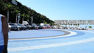 Skateboarding fail of big ass Thai MILF