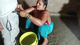 Stepmother Was Taking A Bath, Seeing Stepsons Land Standing, Stepson Asked For Land In Hindi Audio