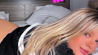 Big boobs teen masturbates hd blonde first