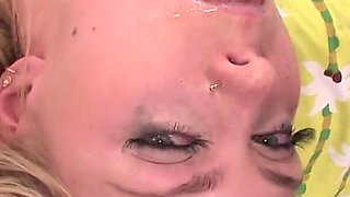 Extreme teen deepthroat fuck