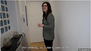 Real Estate Agent - A French Gets Her Big Juicy Ass Pounded Anally Before Her Next Meeting !!!