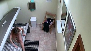 Student in solarium