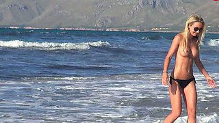 Brunette Amateur Nailed Outdoors In Public