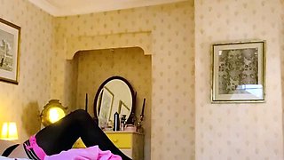 Great amateur video of Young couple fucks on bed