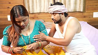 Indian Boss Wife Fuck with Her Servant Huge Deep Thorat 8 Inch Cock