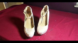 My Slave Cum on My High Heels