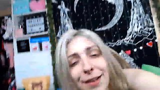 Cute Kiley can read the desire burning in your eyes-18flirt