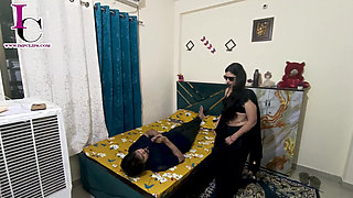 Indian Trample in Saree HD