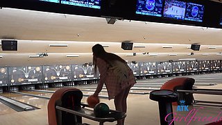 Public romance with a beautiful violet-haired woman in pov.